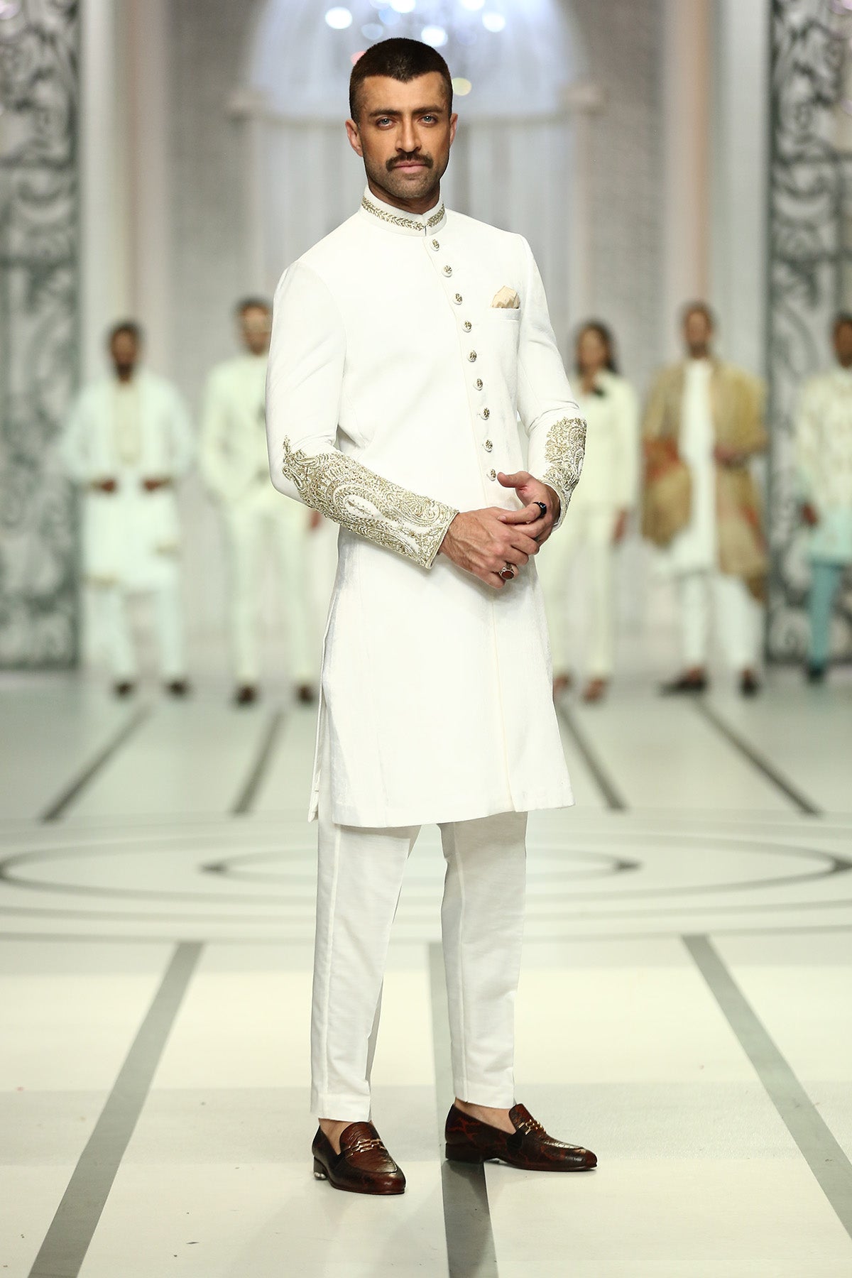 Sherwani - SH03OW004