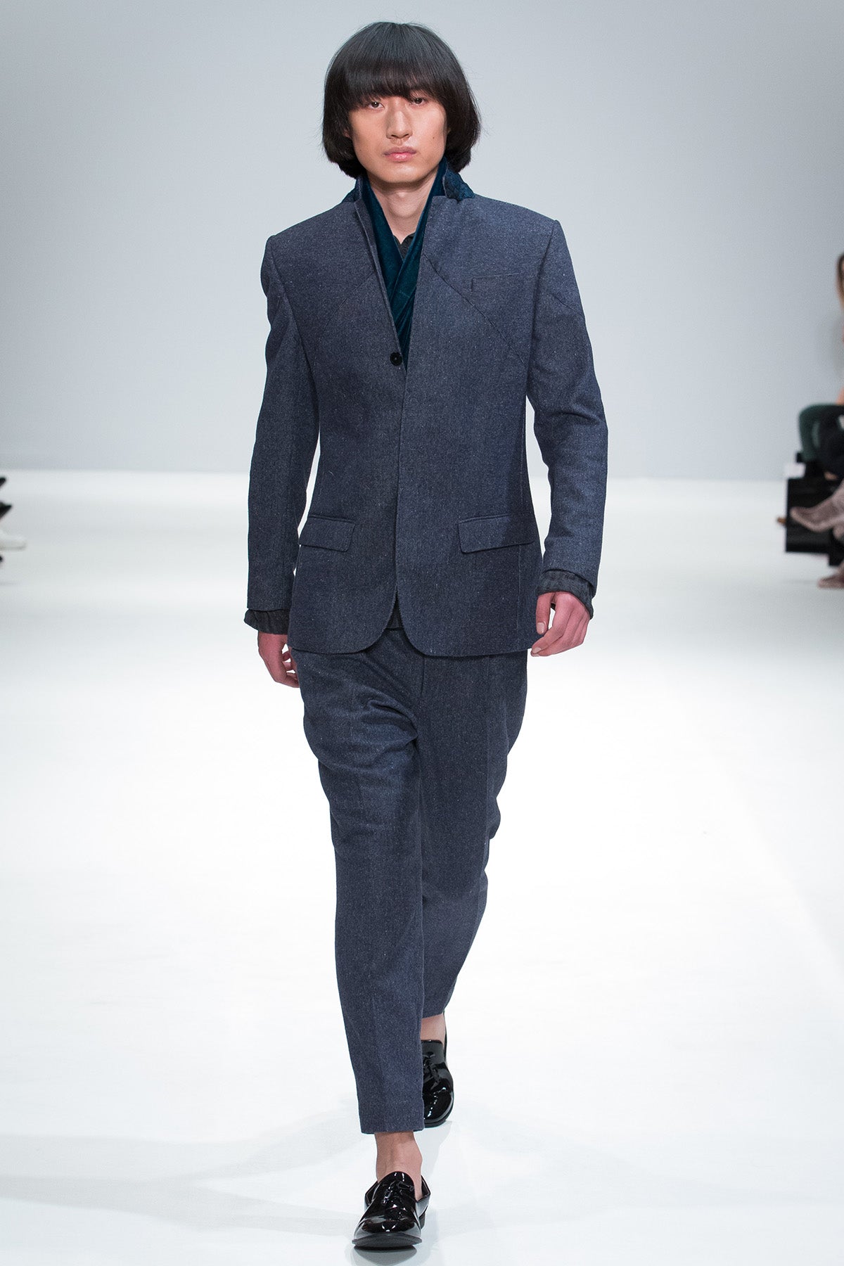 Suit - SU01G002