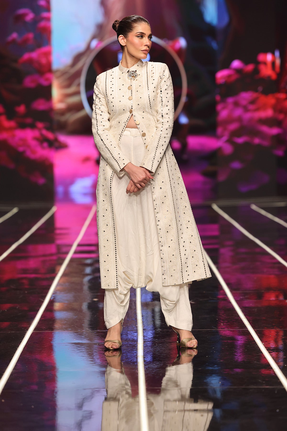 Womens Wear - SH02OW001